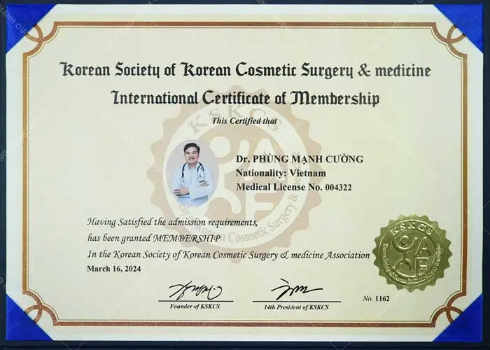 Bác Sĩ Phùng Mạnh Cường – Giám Đốc Perfect Hospital